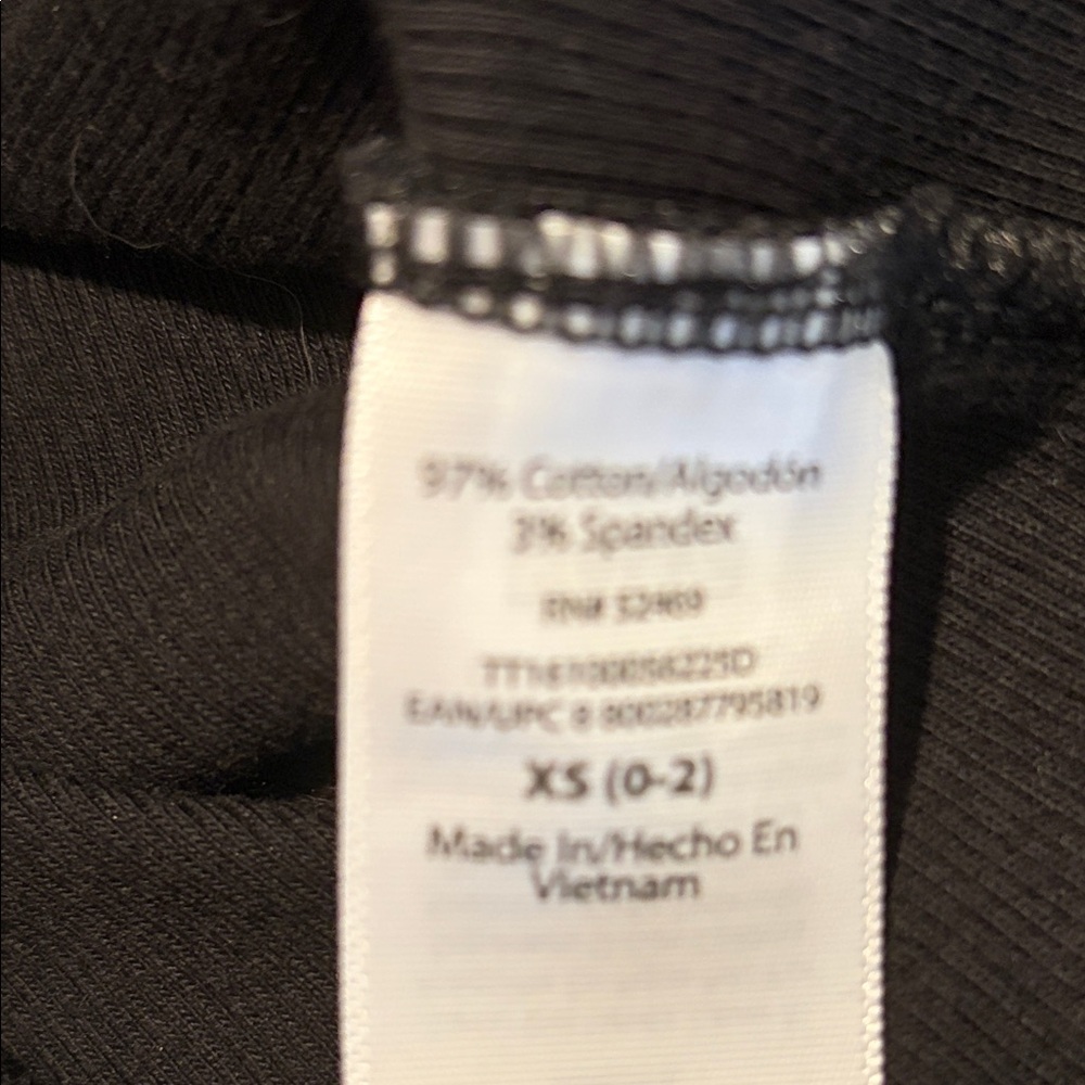 Time and Tru Black and Brown Women’s Tee Bundle - Picture 7 of 9